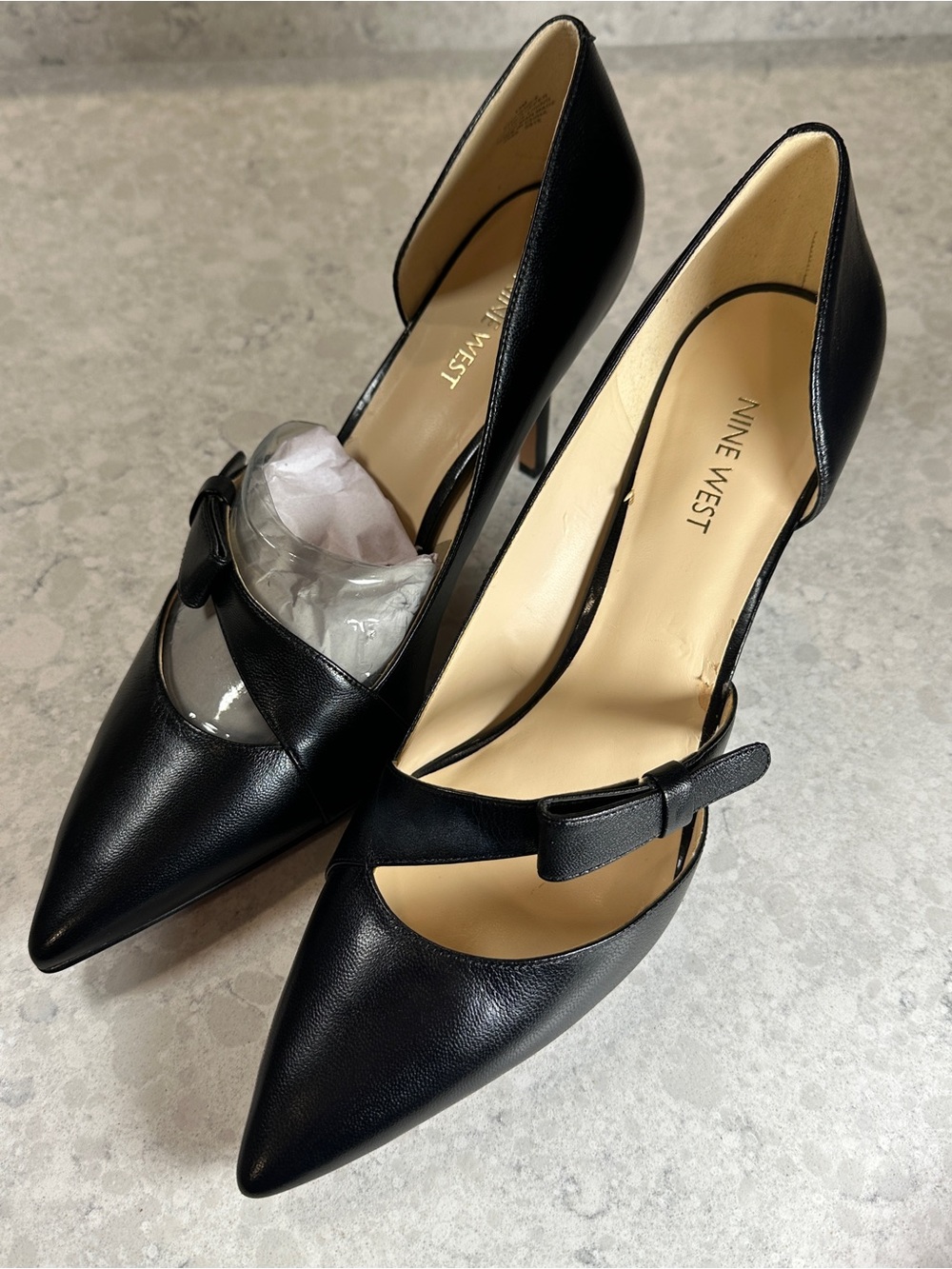 Nine West Black Pointed-Toe Mary Jane Heels with Bow Strap